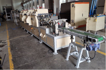 Ligne de protection de bord de papier multifonctionnelle pour la fabrication de profilés L, profilés U et de plaques plates